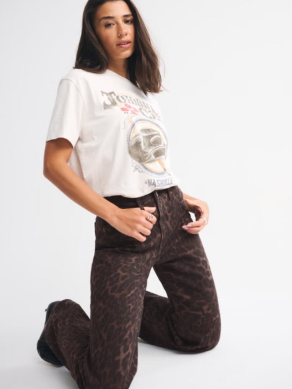Abercrombie & Fitch High Rise 90s Relaxed Leopard Print Curve Love Jeans